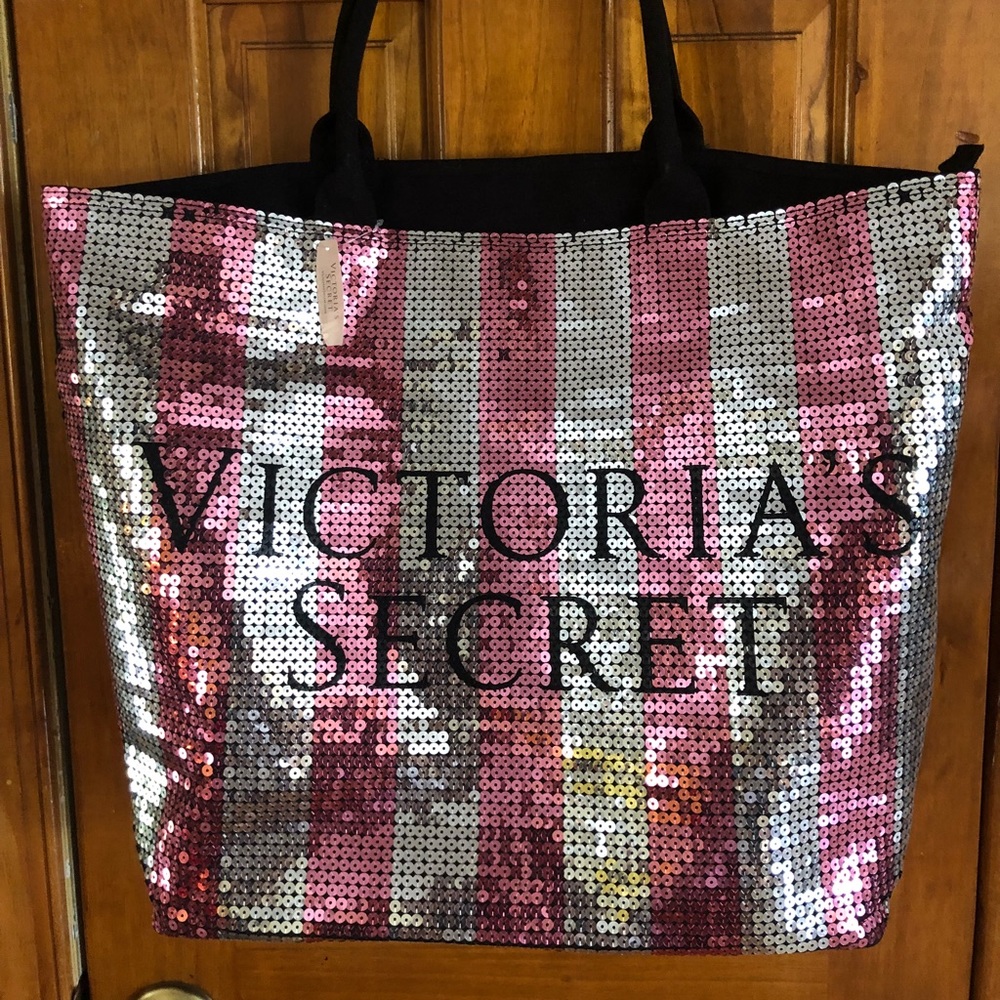 NWT VS tote